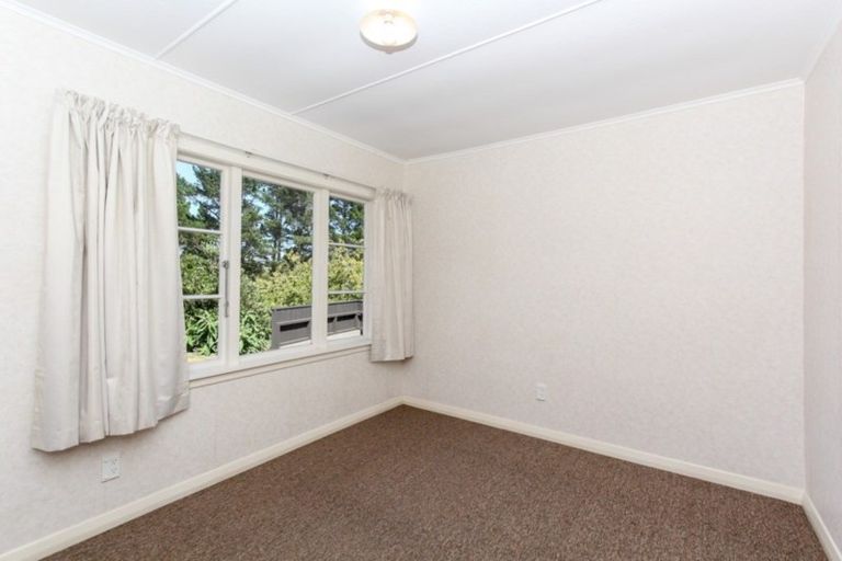 Photo of property in 280 Huatoki Street, Upper Vogeltown, New Plymouth, 4310