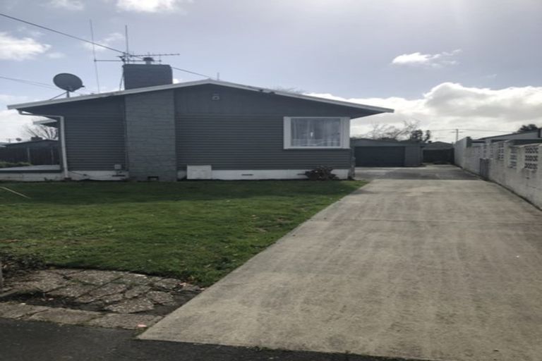 Photo of property in 28 Northolt Road, Fairview Downs, Hamilton, 3214