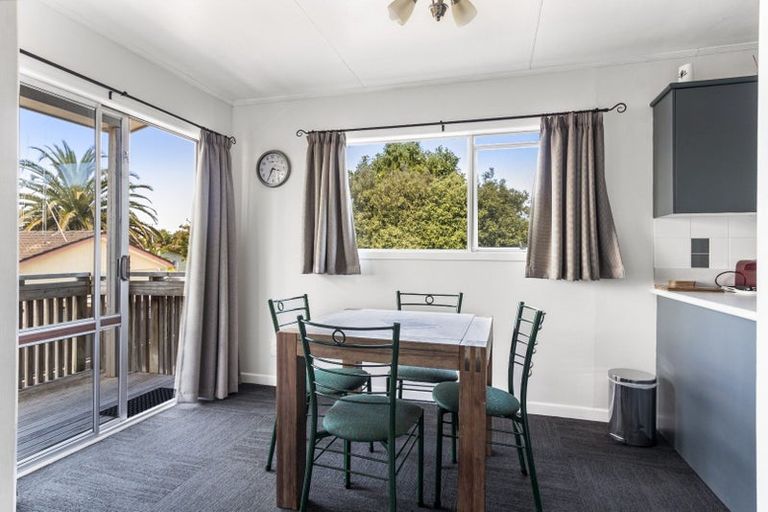 Photo of property in 38 Shakespeare Street, Leamington, Cambridge, 3432