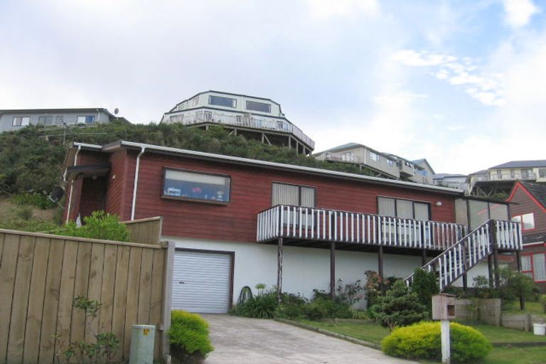 Photo of property in 59 Woodhouse Avenue, Karori, Wellington, 6012