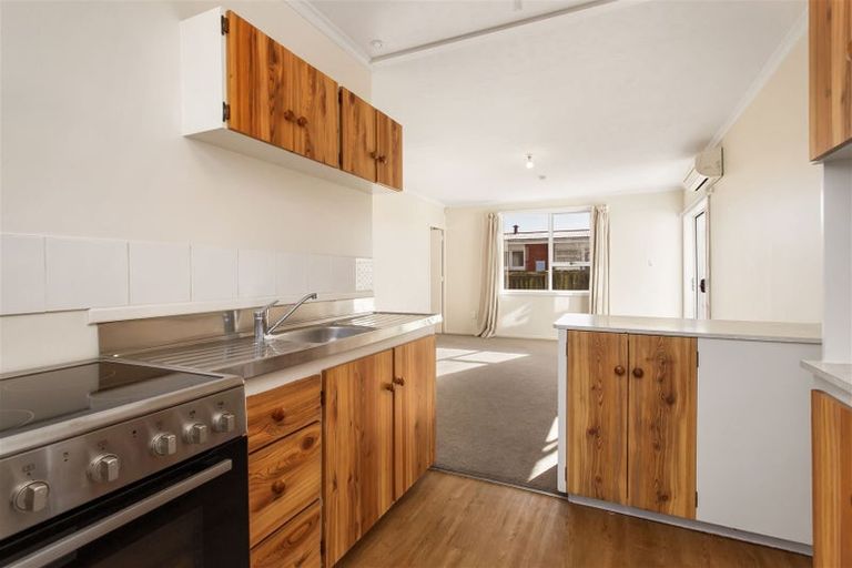 Photo of property in 2/27 Percy Street, Phillipstown, Christchurch, 8011