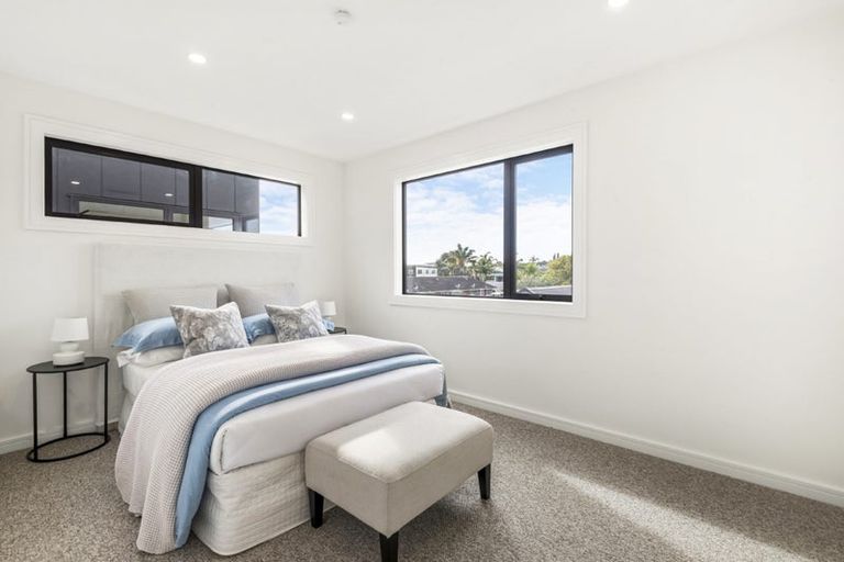 Photo of property in 16b Egremont Street, Belmont, Auckland, 0622