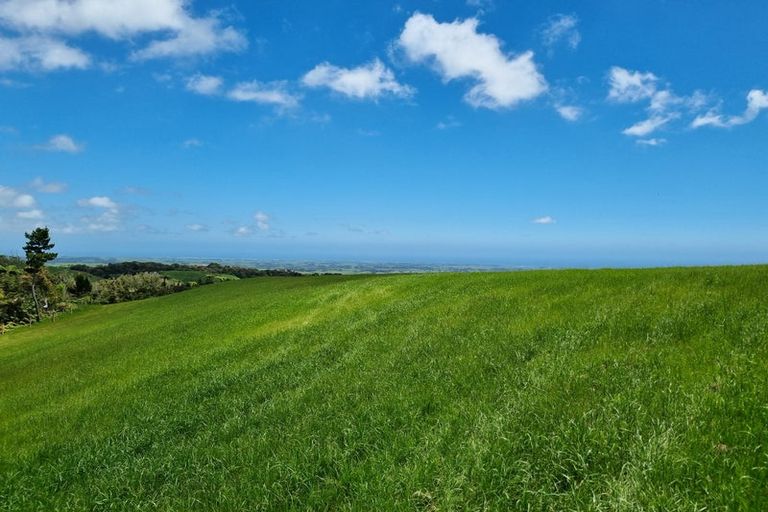 Photo of property in 730 Upper Pitone Road, Pitone, New Plymouth, 4374