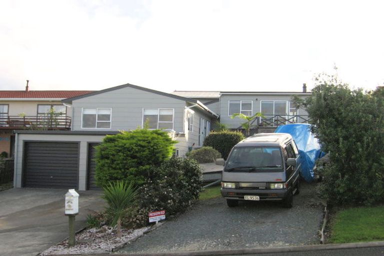 Photo of property in 3 Awatere Place, Snells Beach, 0920