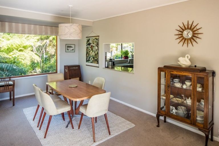 Photo of property in 6 Walter Road, Lowry Bay, Lower Hutt, 5013