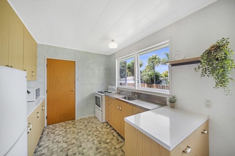 Photo of property in 14 Robert Allan Way, Pakuranga Heights, Auckland, 2010