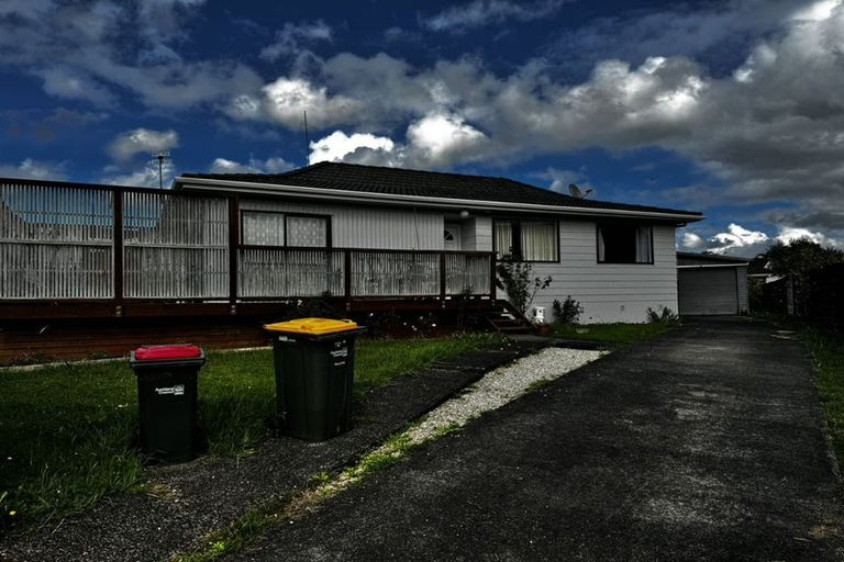 Photo of property in 10 Karepo Crescent, Ranui, Auckland, 0612
