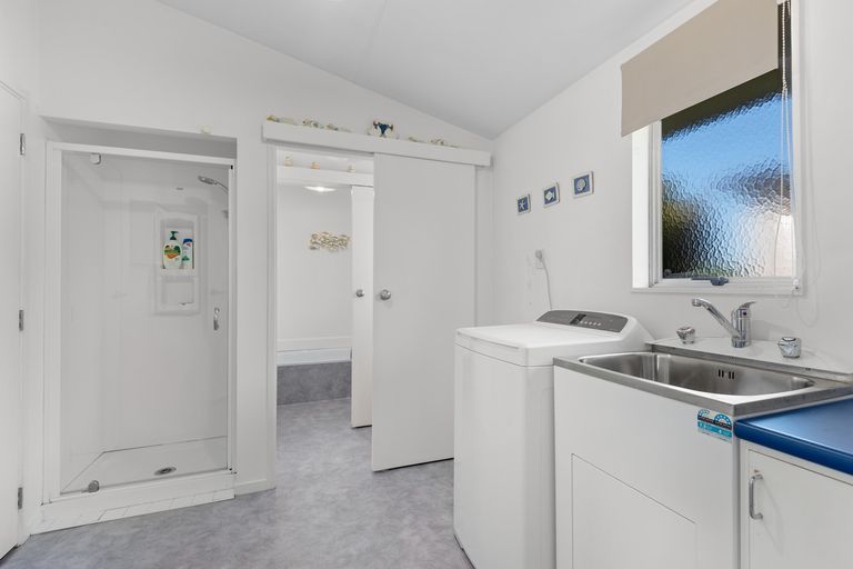 Photo of property in 29 Estuary Crescent, Fairfield, Dunedin, 9018