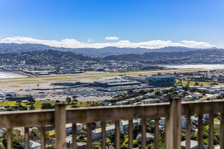 Photo of property in 13 Birkhall Grove, Strathmore Park, Wellington, 6022