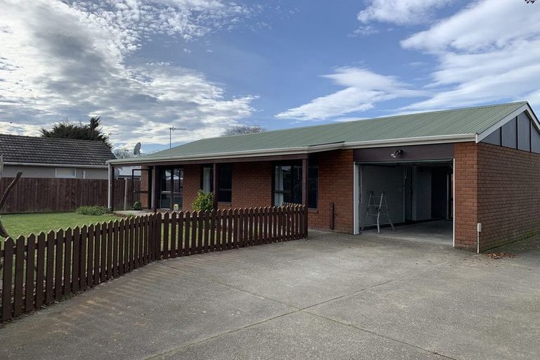 Photo of property in 2/86 Gilberthorpes Road, Hei Hei, Christchurch, 8042
