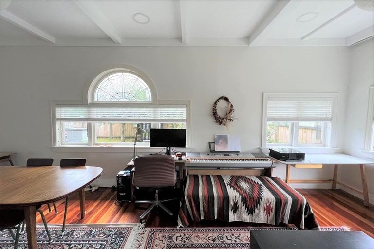 Photo of property in 30 Arabi Street, Sandringham, Auckland, 1041