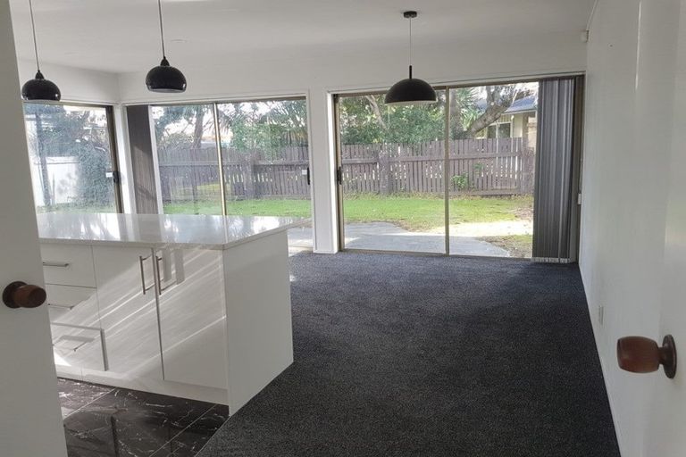 Photo of property in 29 Balgowan Terrace, Conifer Grove, Takanini, 2112