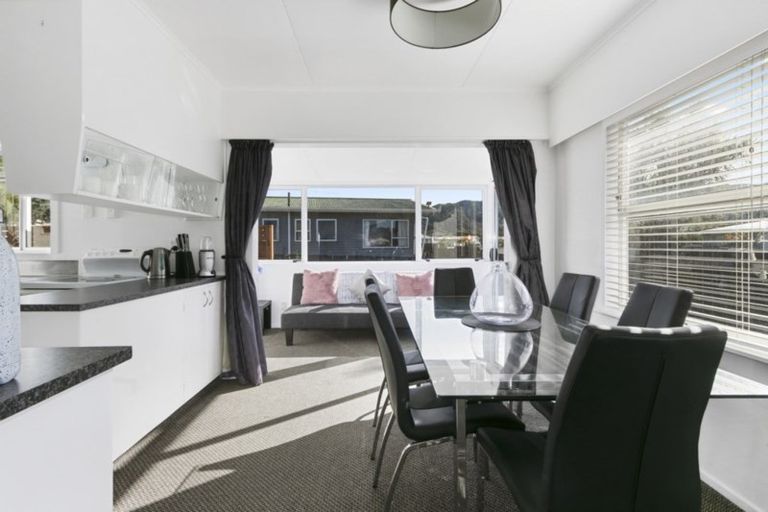 Photo of property in 279 Wellington Road, Wainuiomata, Lower Hutt, 5014