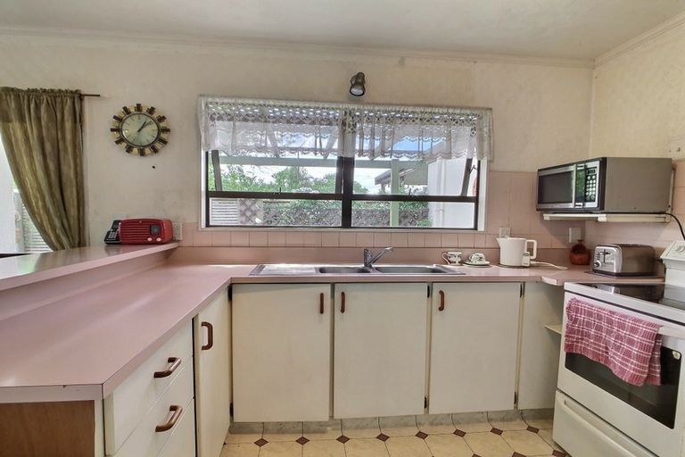 Photo of property in 1/12 Lannie Place, Greenmeadows, Napier, 4112