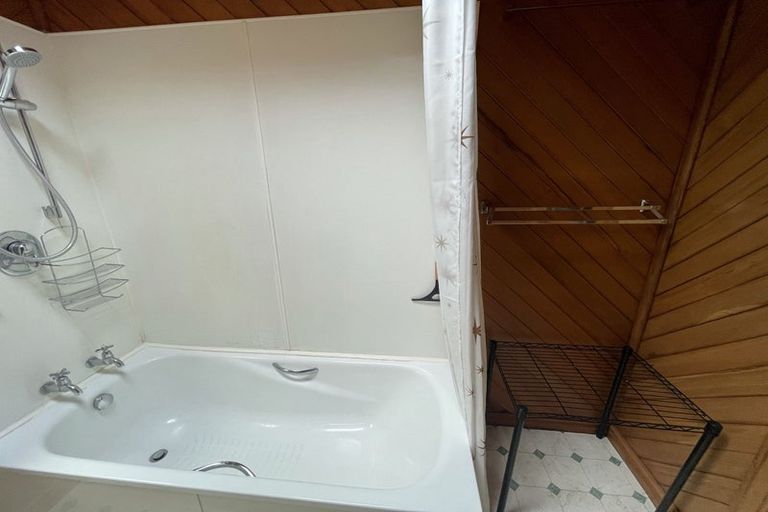 Photo of property in 135 Somerfield Street, Somerfield, Christchurch, 8024