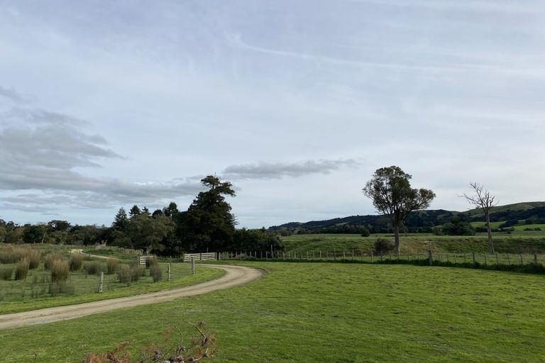 Photo of property in Cavelands, 428a Caveland Road, Te Whiti, Gladstone, 5884