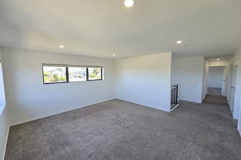 Photo of property in 11 Kuhanui Drive, Karaka, Papakura, 2113