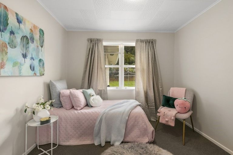 Photo of property in 296 Naenae Road, Naenae, Lower Hutt, 5011