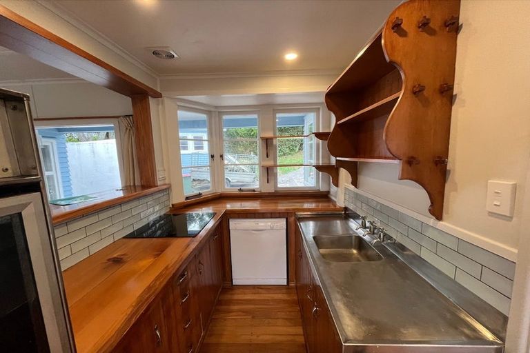 Photo of property in 38b Stillwater Crescent, Stillwater, Silverdale, 0993