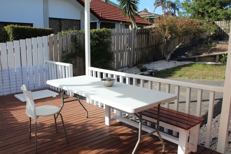 Photo of property in 32 Currell Way, Somerville, Auckland, 2014