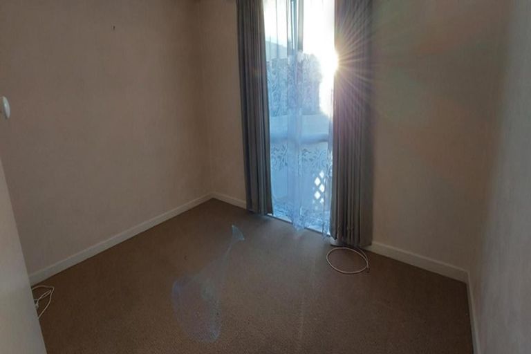 Photo of property in 1/434 Old Te Atatu Road, Te Atatu Peninsula, Auckland, 0610