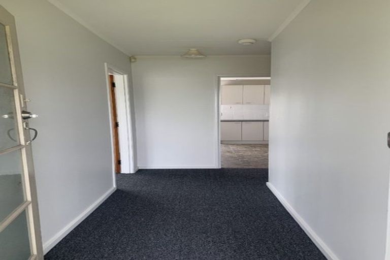 Photo of property in 5 Dennis Road, Papatoetoe, Auckland, 2025