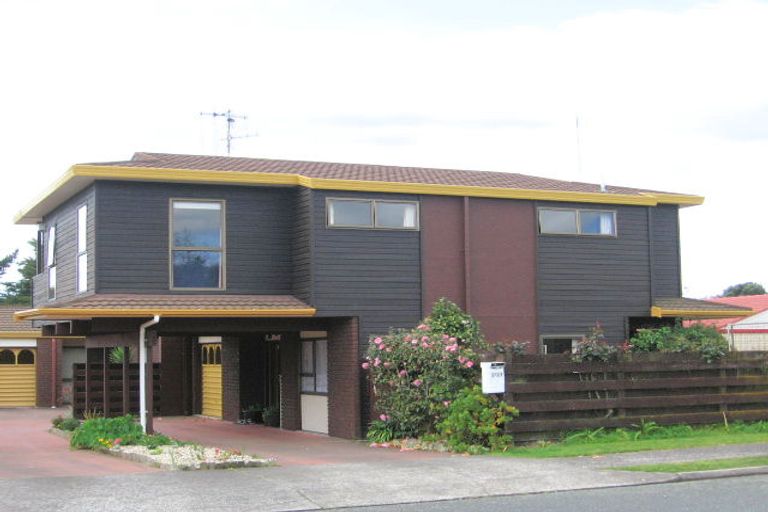 Photo of property in 2/21 Berwick Place, Mount Maunganui, 3116