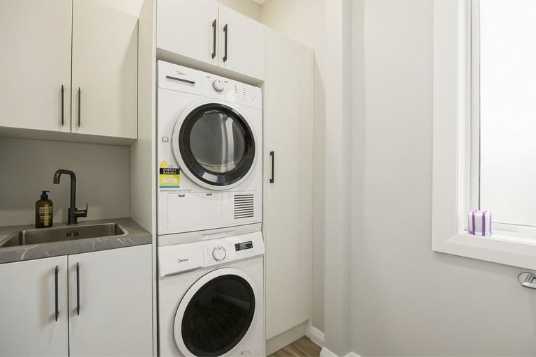 Photo of property in 124 Victoria Road, Saint Kilda, Dunedin, 9012