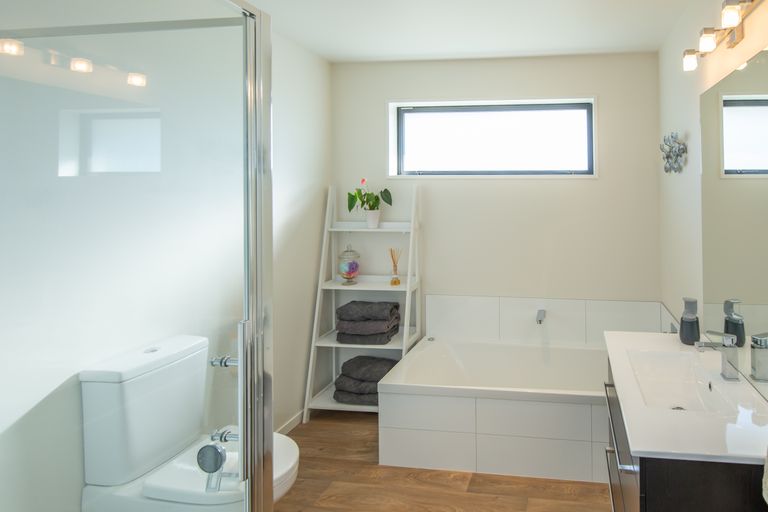 Photo of property in 2 Puriri Street, Pegasus, 7612