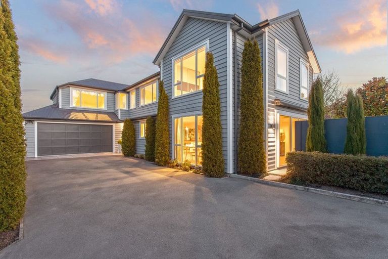 Photo of property in 12 Nightingale Place, Papanui, Christchurch, 8053