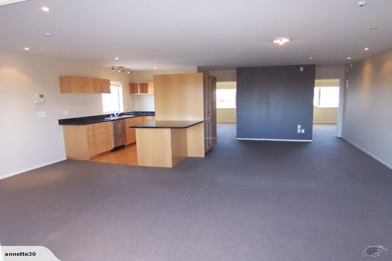 Photo of property in 1/1086 Papamoa Beach Road, Papamoa Beach, Papamoa, 3118