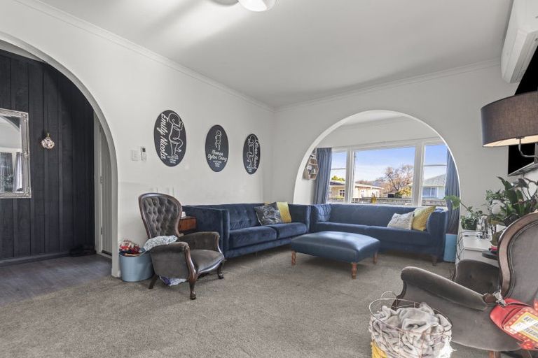 Photo of property in 44 Ormond Street, Woodville, 4920