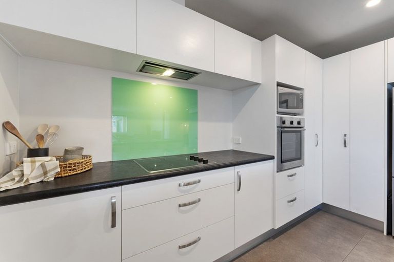 Photo of property in 158a Argyle Street, Hawera, 4610