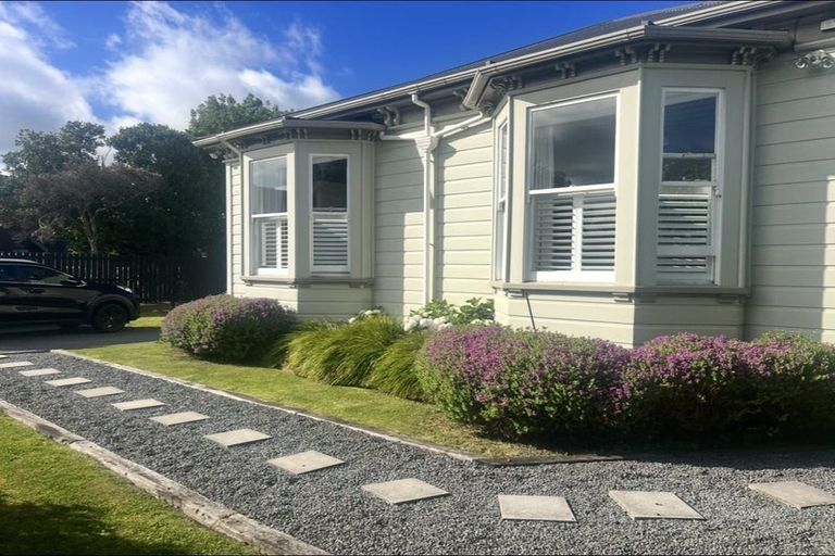 Photo of property in 19a Randwick Crescent, Moera, Lower Hutt, 5010