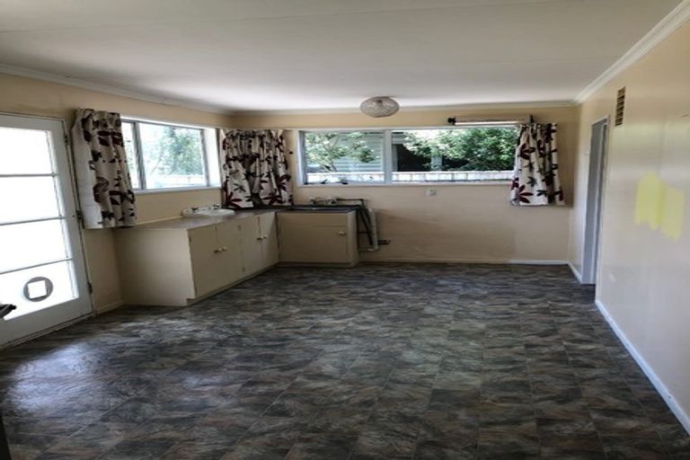 Photo of property in 31 Te Kupe Road, Paraparaumu Beach, Paraparaumu, 5032