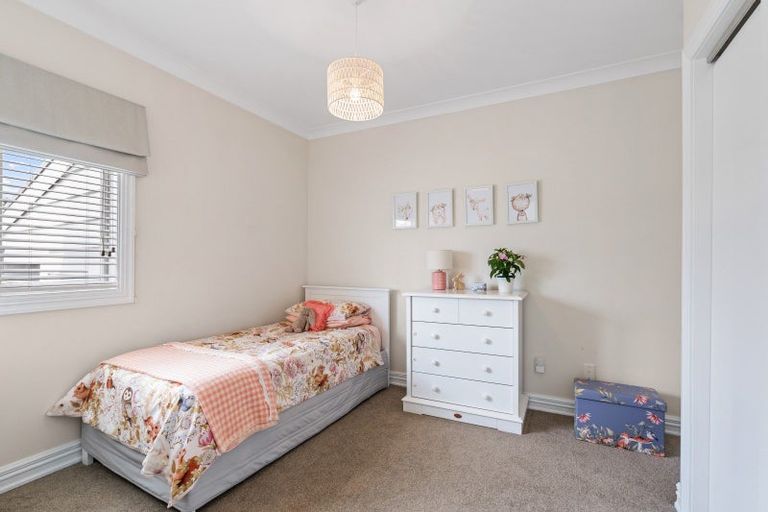 Photo of property in 6 Quadrant Road, Onehunga, Auckland, 1061