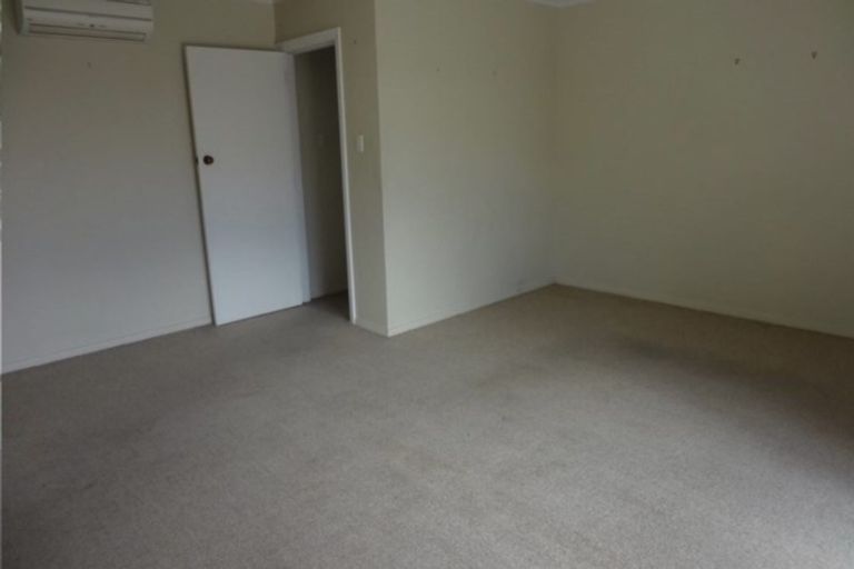Photo of property in 10 Beatrice Place, Avonhead, Christchurch, 8042