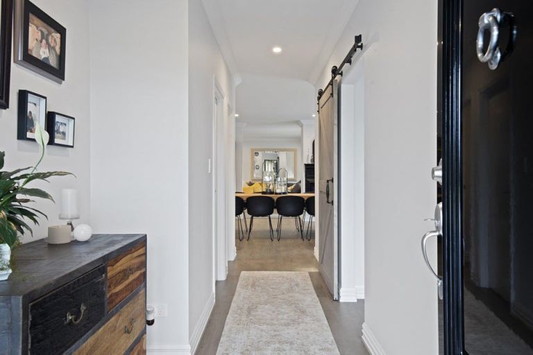 Photo of property in 29 Walter Lawry Road, Paerata, Pukekohe, 2124