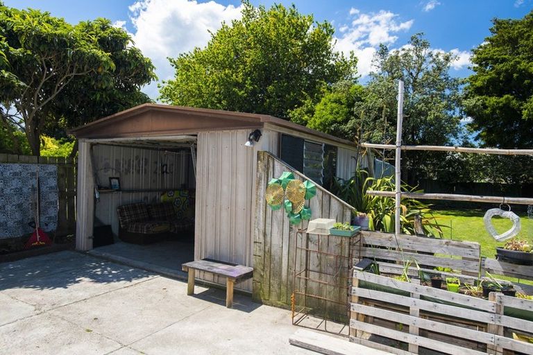 Photo of property in 14 Kara Street, Outer Kaiti, Gisborne, 4010