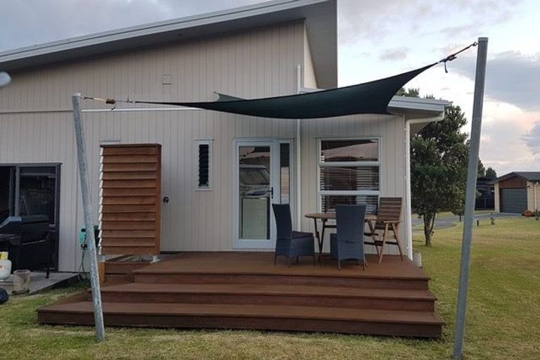 Photo of property in 22 Pacific Place, Whitianga, 3510