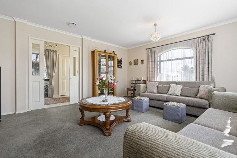 Photo of property in 36 Madison Street, Cambridge, 3434