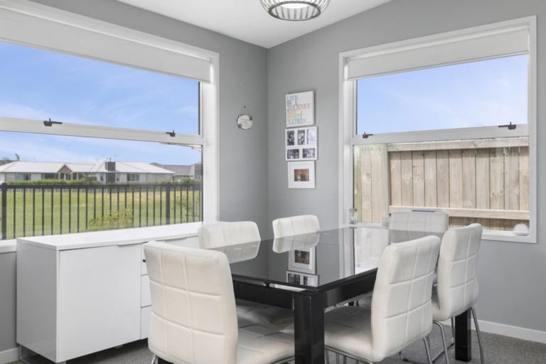 Photo of property in 16 Manuka Street, Papamoa Beach, Papamoa, 3118