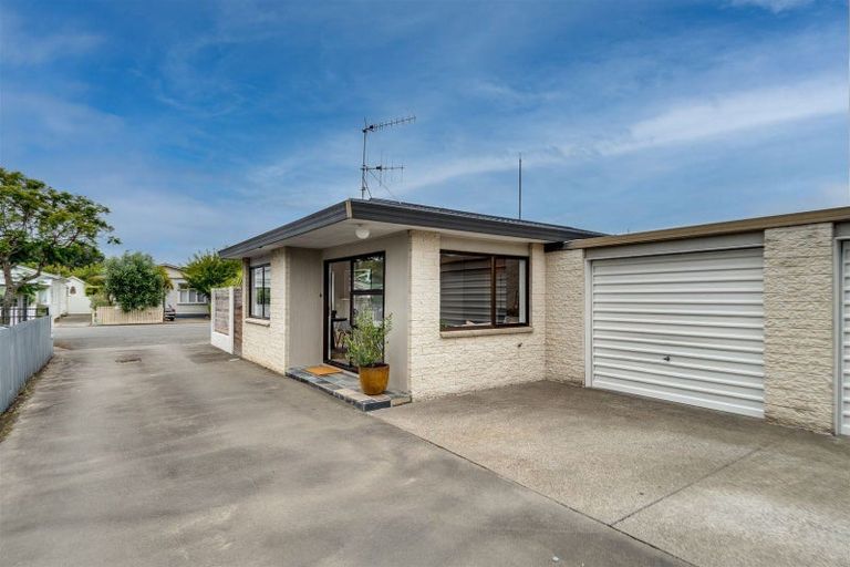 Photo of property in 1/81 Wellesley Road, Napier South, Napier, 4110