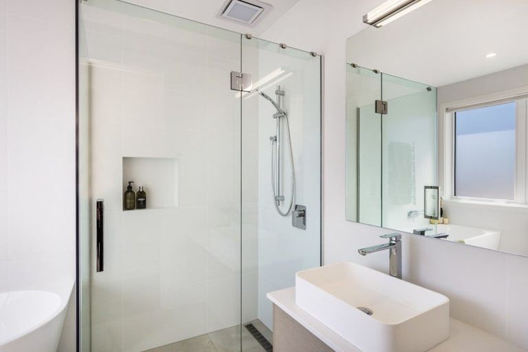 Photo of property in 15 Victory Drive, Wharewaka, Taupo, 3330