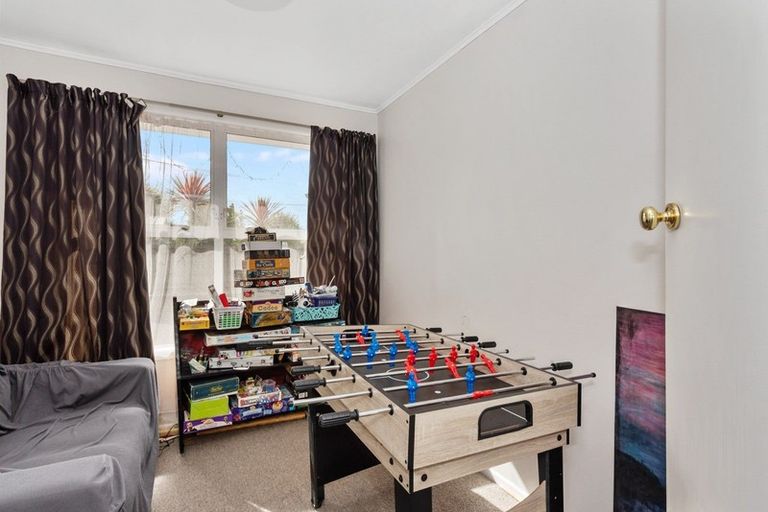 Photo of property in 126 Masters Avenue, Silverdale, Hamilton, 3216