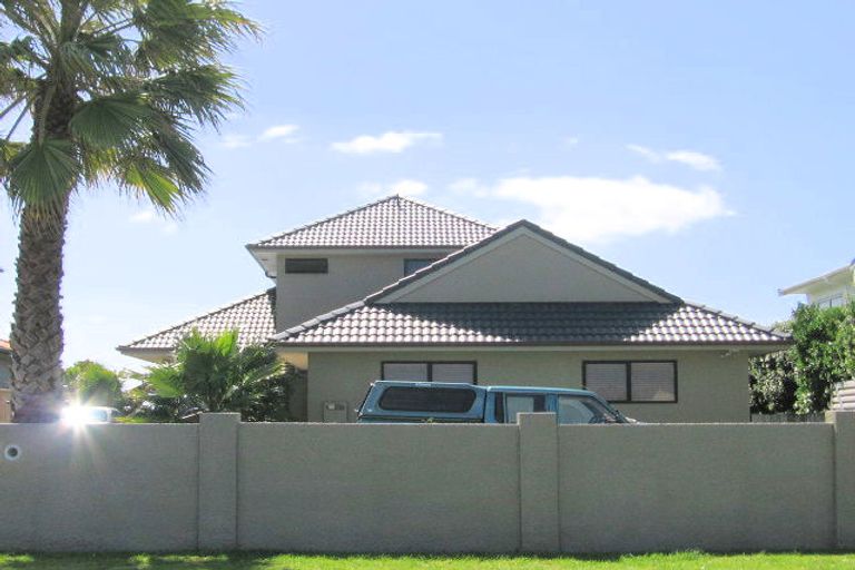 Photo of property in 57 Motiti Road, Papamoa Beach, Papamoa, 3118