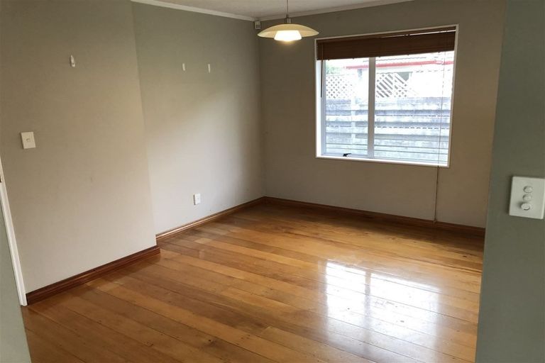 Photo of property in 26 Glen Road, Stokes Valley, Lower Hutt, 5019