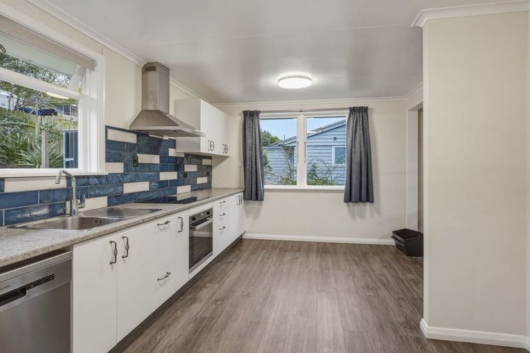 Photo of property in 42 Cockerell Street, Brockville, Dunedin, 9011