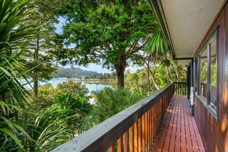 Photo of property in 65 Duck Creek Road, Stillwater, Silverdale, 0993