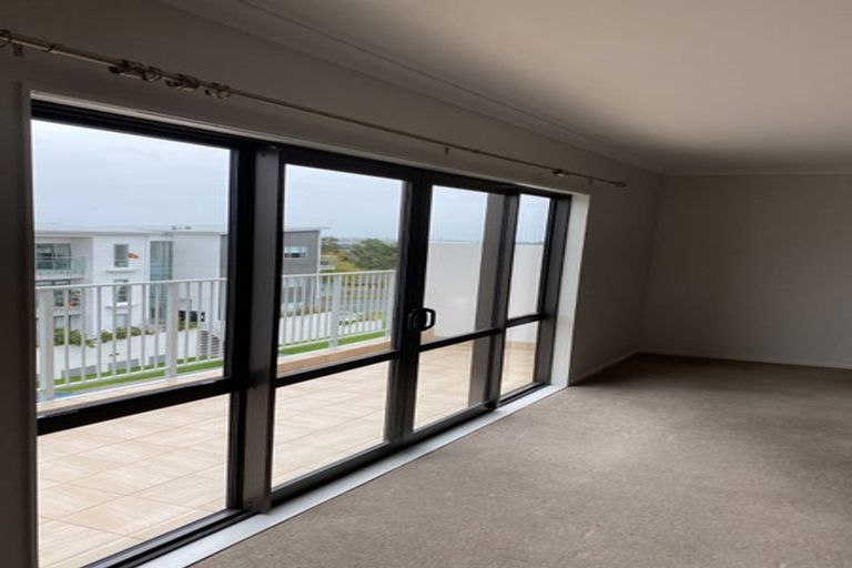 Photo of property in 31c/132 Stancombe Road, Flat Bush, Auckland, 2016